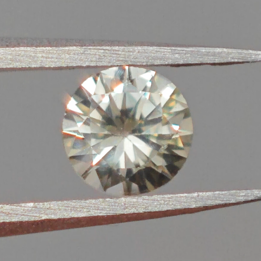 Bicolor Sapphire 0.25ct
