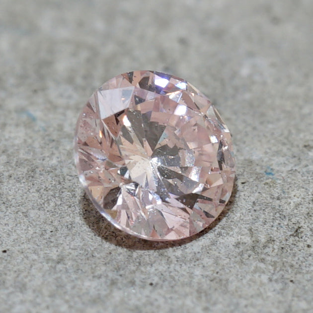 17 Light Pink Diamond 0.058ct 2.46mm