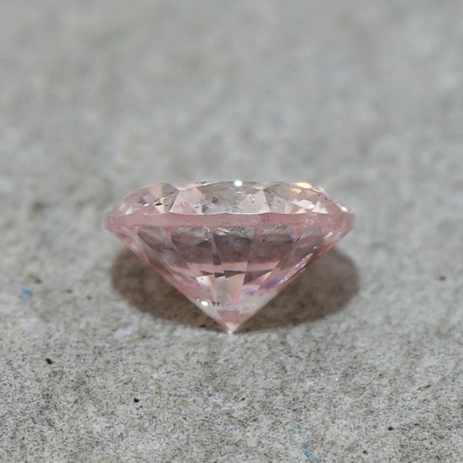 17 Light Pink Diamond 0.058ct 2.46mm