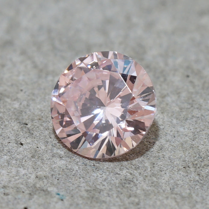 19 Light Pink Diamond 0.058ct 2.47mm