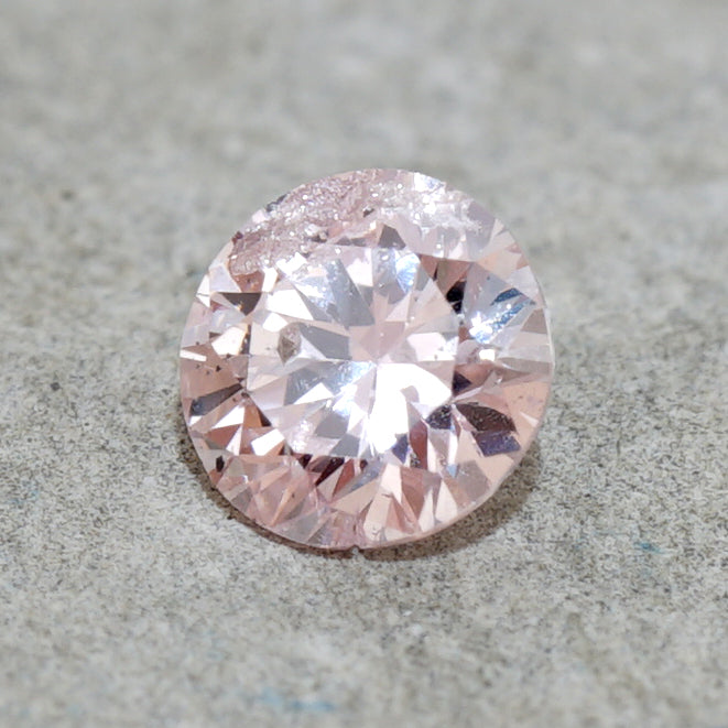 6 Light Pink Diamond 0.056ct 2.42mm