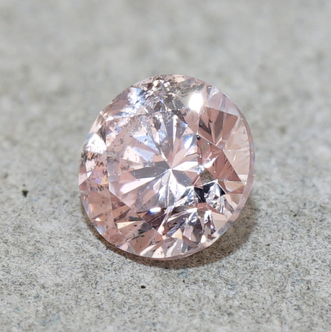 9 Light Pink Diamond 0.062ct 2.40mm